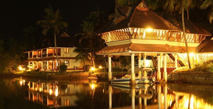 Aquasserenne Kollam Buitenkant foto
